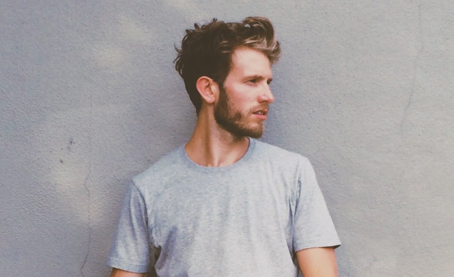 Guide til hårpleje for mænd – sund hovedbund og stærkt hår.