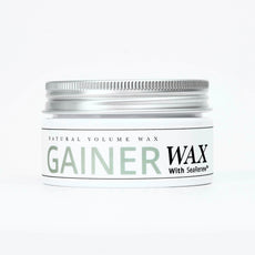 Gainer Wax™ hårvoks er det vi kalder en volume wax, og er en helt ny type hårvoks, som fokuserer på at give mere fylde i håret, helt uden at fedte. Den er utroligt let i håret og på samme tid fantastisk at style håret med.